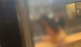 女生露胸视频,网络流传的露胸视频引发热议